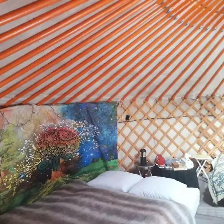 Hebergements Insolites Chez Carole Apartment Les Prads